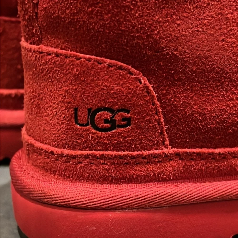 UGG Kids Neumel II Red Suede Lace Up Ankle Boots Size 9 Toddler